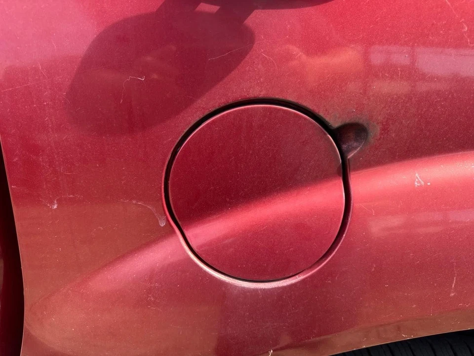 Fuel Tank Filler Gas Door FORD EXPLORER 01 02 03 04 05 - Изображение 1 из 1