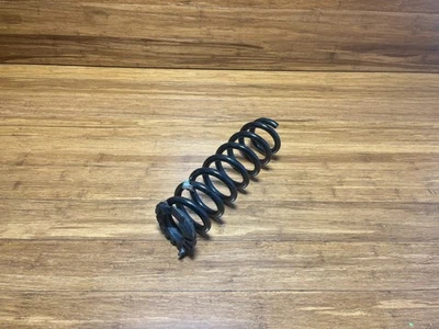 2020-2025 BMW 330I G20 2.0L Rear Suspension Coil Spring 19K Miles 6889981 OEM - Image 1 of 4