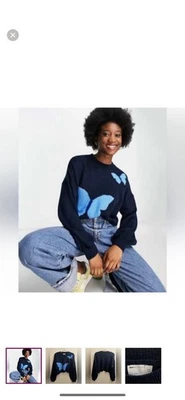 Suéter recortado con patrón de mariposas de diseño Asos talla: 6 de ASOS Foto 1 de 4