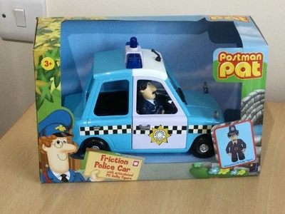 VINTAGE 2006 POSTMAN PAT FRICTION POWERED POLICE CAR AND PC SELBY FIGURE - Image 1 of 4