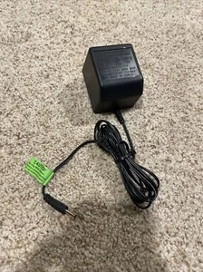 Genuine Hon-kwang AC Adapter Class 2 Transformer Model No A15-110 15V. 1100mA - Picture 1 of 2