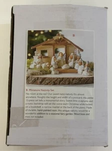 Resin Kids Nativity With Crèche And Miniature Religious Figures For Christmas - Picture 1 of 2