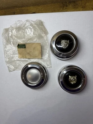 Jaguar  Chrome Hub Cap Alloy Wheel Center Cap XJ6 XJ12 & XJS OEM CAC 9870 - Image 1 of 4
