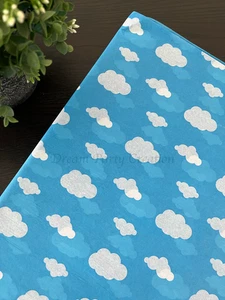 WOLKEN AUF BLAUEM HINTERGRUND Design Seidenpapier Blatt Größe & Paketmenge wählbar - Bild 1 von 5