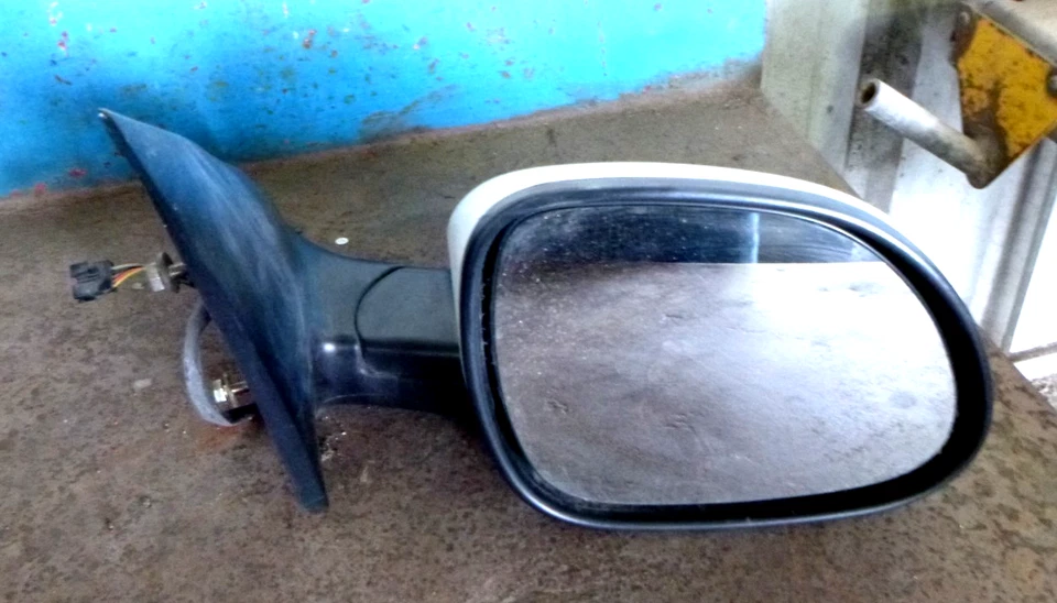 Espejo puerta eléctrico derecho Chery J3 3/11-1/15 Foto 1 de 4