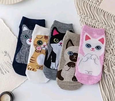 5 x Women's Cartoon Cute Cat Ankle Socks 5 PAIRS size 3-6 - Image 1 of 4