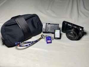 Sony a5000 digital mirrorless camera with PZ 16-50mm kit lens pre-owned - Picture 1 of 22