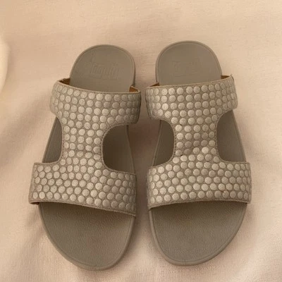 Sandalia informal sin cordones Fitflop para mujer talla 6 beige de cuero barra en H Foto 1 de 4