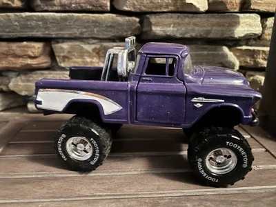 VINTAGE TOOTSIE TOY 1955 Chevy CAMEO 4x4 PICK UP TRUCK      - Image 1 of 4