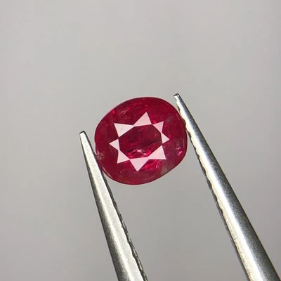 0.81 Cts Pigeon Blood Ruby Loose Faceted Gemstone oval From Afghanistan - Image 1 of 4