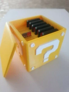 Nintendo switch cube case, storage for 6 game- and sd cards. A real eyecatcher! - Photo 1/3