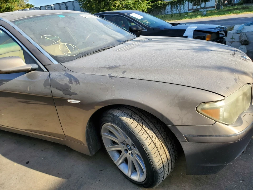 2003 2004 2005 2006 2007 2008 BMW E65 750I 745I 745IL RIGHT PASSENGER FENDER  - Image 1 of 1