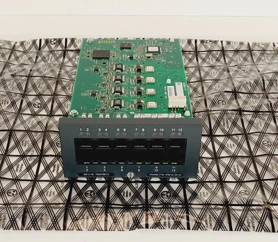 Tarjeta combinada analógica/digital Avaya IP500 con 12 puertos 700476013 Foto 1 de 4