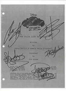The Suite Life On Deck Script #101 Cast Autographed Cole & Dylan Sprouse PILOT  - Picture 1 of 1