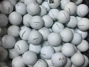 100 pelotas de golf Titleist Pro V1 usadas - grados 3A/4A AAA/AAA - Imagen 1 de 2