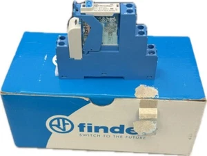 Relais Finder 46.52.9.024.0040 24VDC 8A + Sockel (97.02) - Bild 1 von 1