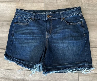 Pantalones Cortos de Jean Lane Bryant Lavado Medio Hilados en Anillos Novia Talla Grande 16 Foto 1 de 4