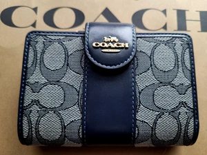 Coach Corner Zip Med Wallet Signature Jacquard Navy Midnight CU987 Neu mit Etikett🎀NEU🎁NEU IN VERPACKUNG - Bild 1 von 14