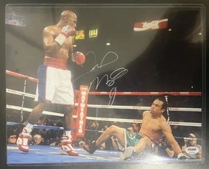 Floyd "Money" Mayweather Signed/Auto vs Juan Marquez 11 x 14 Photo PSA/DNA COA - Picture 1 of 3