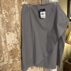 Chaps Women’s Size 12 Grey White Striped Tie At Side NWT Skirt - Picture 1 of 4