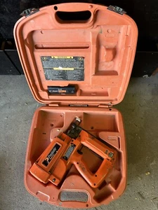 Paslode Impulse IM250 II 16Ga Straight Finish Nailer Nail Gun - Picture 1 of 4