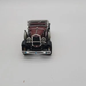 Modelo Ford Roadster 1931. Escala 1:32 - Imagen 1 de 6