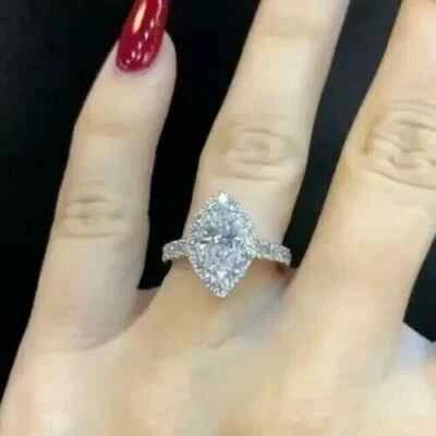 Anillo de compromiso halo chapado en oro blanco de 14 quilates diamante simulado talla marca de 2 quilates Foto 1 de 4