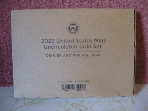2022 UNITED STATES MINT UNCIRCULATED COIN SET SEALED IN ORIGINAL BOX Cover