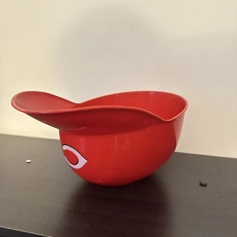 1970’s MLB Cincinnati Reds baseball souvenir helmet ice cream helmet dish Cover