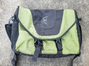 Victorinox Swiss Army Messenger Laptop Bag Black Green Computer Work - Picture 1 of 5