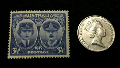 Australia Collection - Unused Stamp & 5 Cents Used Coin - Educational Item   - Image 1 of 2