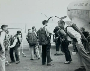 Man Boy Girl Air Force Parachute Plane Vintage B&W Photograph Snapshot 3.5 x 5 - Picture 1 of 3