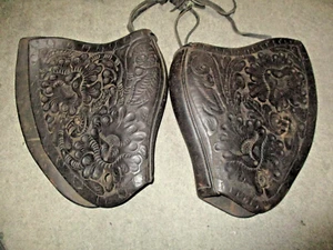 Vintage Black Tooled Leather Tapaderos Hooded Antique Stirrup Covers - Picture 1 of 2