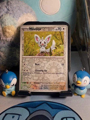 Minccino 136/162 SV05: Temporal Forces Reverse Holo - Image 1 of 2