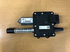 Vauxhall Insignia Astra Meriva Zafira Electric Handbrake Control Module - Picture 1 of 2