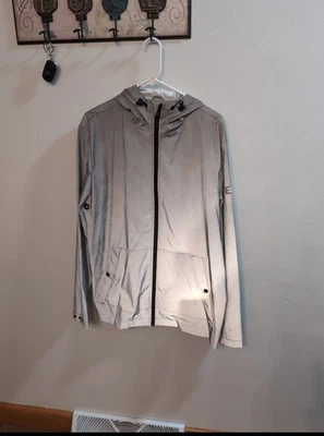 Chaqueta de Lluvia Hunter For Target Unisex Talla Mediana Plateada 3M Reflectante Usada en Excelente Condición Foto 1 de 4