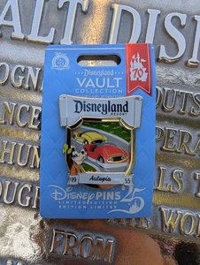 Disneyland 70 Vault Collection - 1955 Autopia - Opening Day - Goofy - Picture 1 of 1