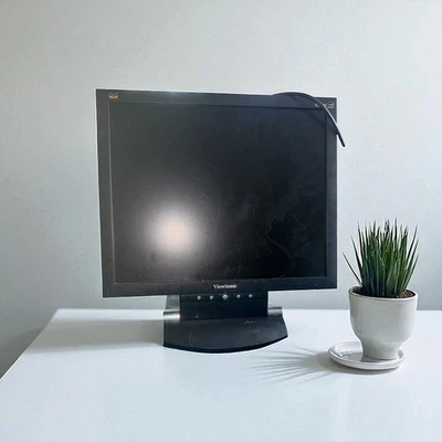 ViewSonic Monitor VA708A 17" inch - Image 1 of 4