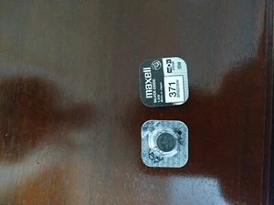 2 Batteria A Bottone Maxell SR920SW 371 - Foto 1 di 3