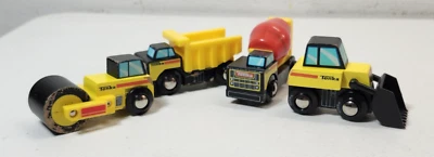 Lote de vehículos de construcción de madera Tonka camión volquete rodillo de vapor minicargadora vehículo Foto 1 de 4