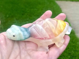 De colección Cristal Mineral Piedra Cruda U Ónix Tallado a Mano Tortuga y Rana - Imagen 1 de 9