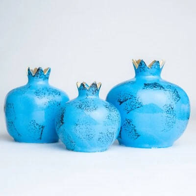 Jarrón de cerámica hecho a mano, jarrón decorativo de granada, soporte para incienso, azul claro Foto 1 de 4