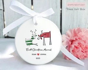 Adorno Personalizado Primera Navidad Casado - Pareja de Renos - Caja de Regalo Gratis - Imagen 1 de 3