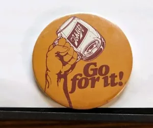 "VINTAGE Schlitz Bier - ""Go for it!"" - Werbung 3 Zoll Pin, Pinback - SELTEN - Bild 1 von 4