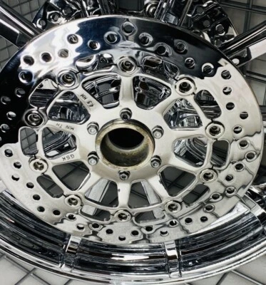 ROTOR DIANTEIRO OU TRASEIRO INDIAN CHIEF CLASSIC VINTAGE CHIEFTAIN POLISH FABRICANTE DE EQUIPAMENTO ORIGINAL - Imagem 1 de 4