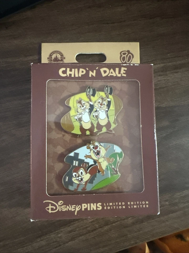 Juego de 2 prendedores Chip & Dale 80 aniversario edición limitada LE de los parques de Disney NUEVO Foto 1 de 1