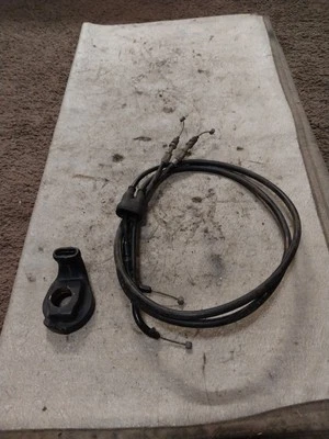 Yamaha TT225 1986 cables de acelerador OEM Foto 1 de 4