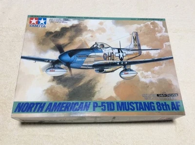 North American P-51D Mustang finitura argento 1/48 TAMIYA [non assemblato] - Immagine 1 di 4