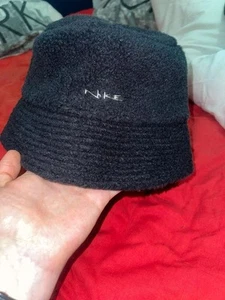 Nike Sherpa Fleece Bucket Hat - Picture 1 of 4