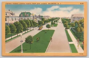 Postcard Central Avenue looking north Wildwood, New Jersey - Picture 1 of 2
